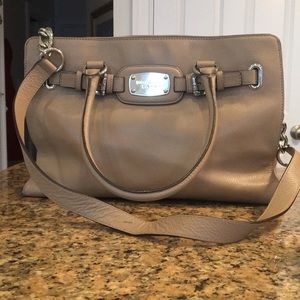 Michael Kors tan purse
